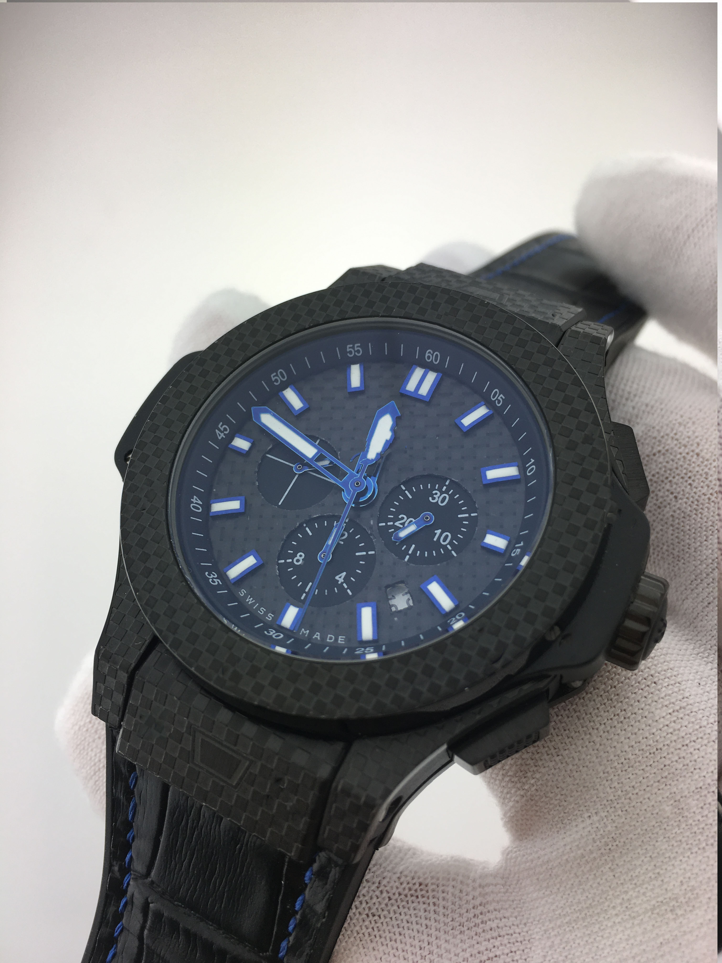 

2022 Hot quality men's watch hollow-out design designer watch TOP AAA waterproof The carbon fiber surface, Black
