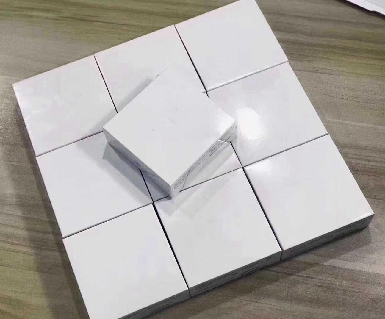 

2022 Newest Bluetooth Earphones 5.0 sports Headset mini stereo TWS Wireless Charging Cell Phone bluetooth headphone In-Ear Detection same as before 7-16 day arrival, White valid serial number