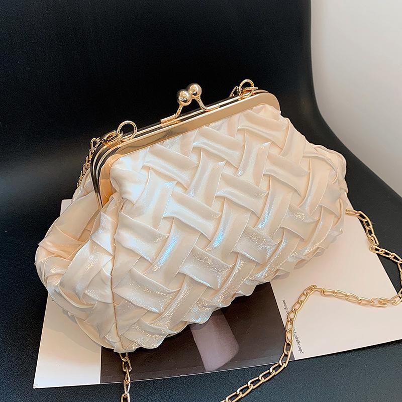 

Evening Bags High Quality Women Small Pu Leather Chain Shoulder Bag Designer Ladies Shell Crossbody Fashion Female Weave Clutch, Beige