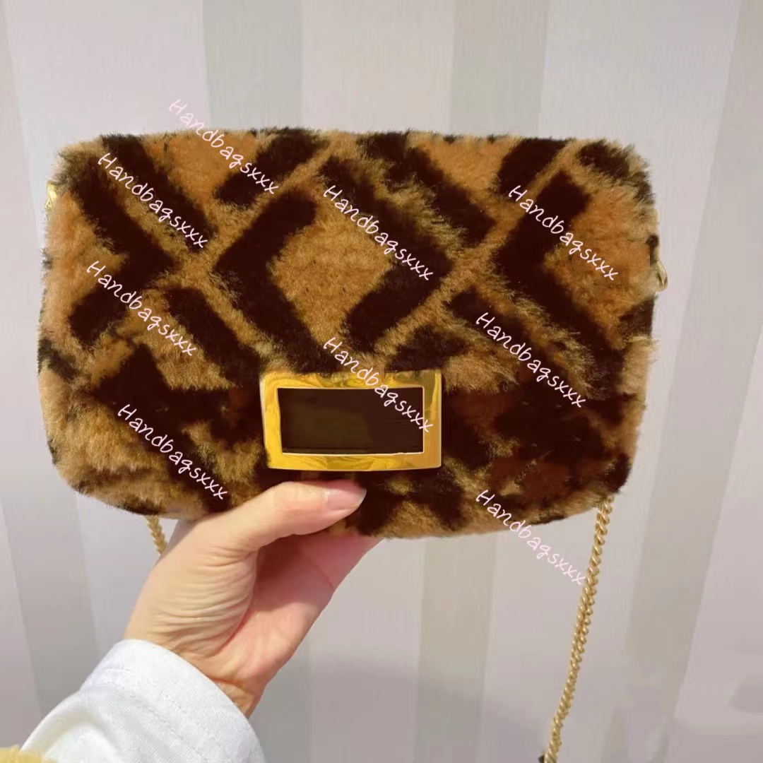 

Designer Bags handbag Straw Woven Women uette Shoulder Fashion Letter Embroidered Strap Hand Perforated New Style, B 26cm wite box