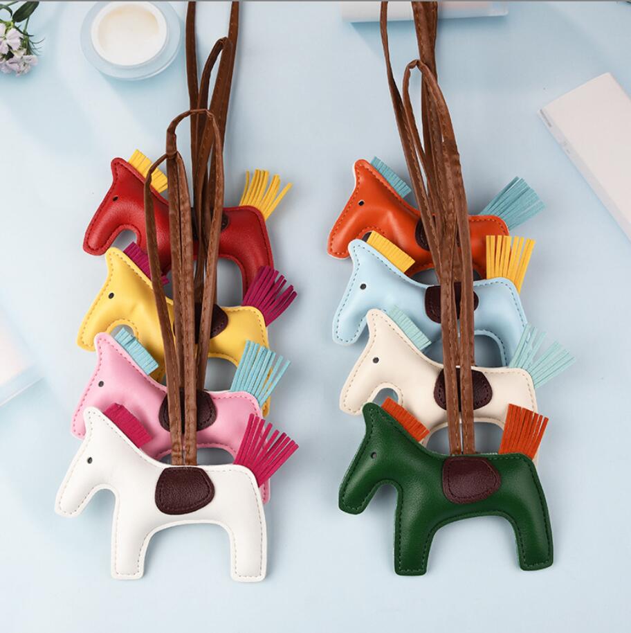 

Horse Tassels Keychain PU Leather Pony Designer Keychains 16 Colors Fashion Animal Key Chain High Cartoon Decoration for Bag Handbag Backpack Cute Key Chains