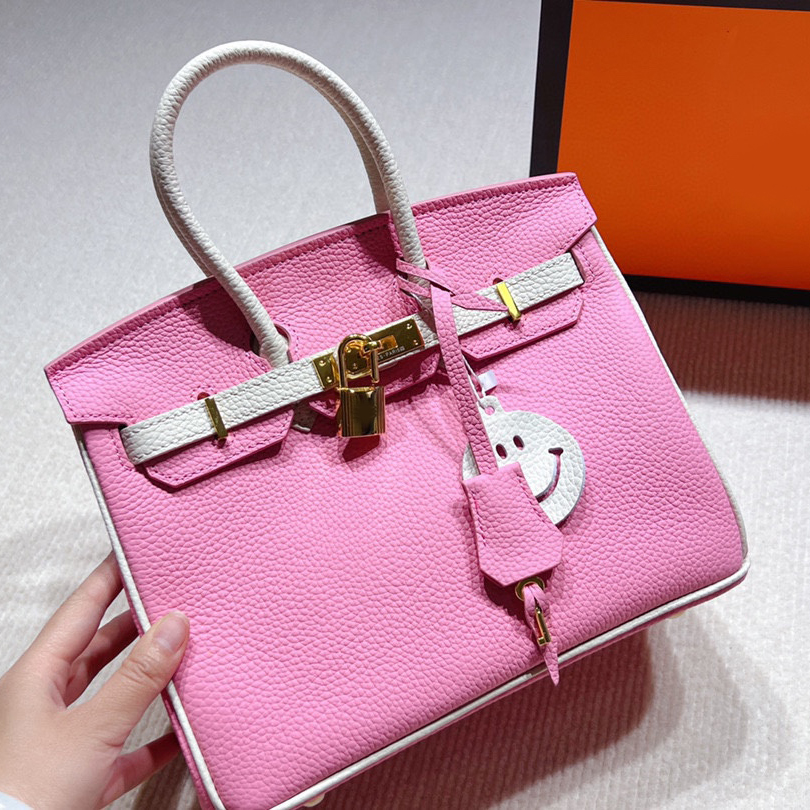 

Lady bag Leather bags 2022 Luxury Tops Designer Brand Fashion Shoulder Handbags high Quality Women chains purse Clutch Wallets Cross body totes Artwork wallets, No bags