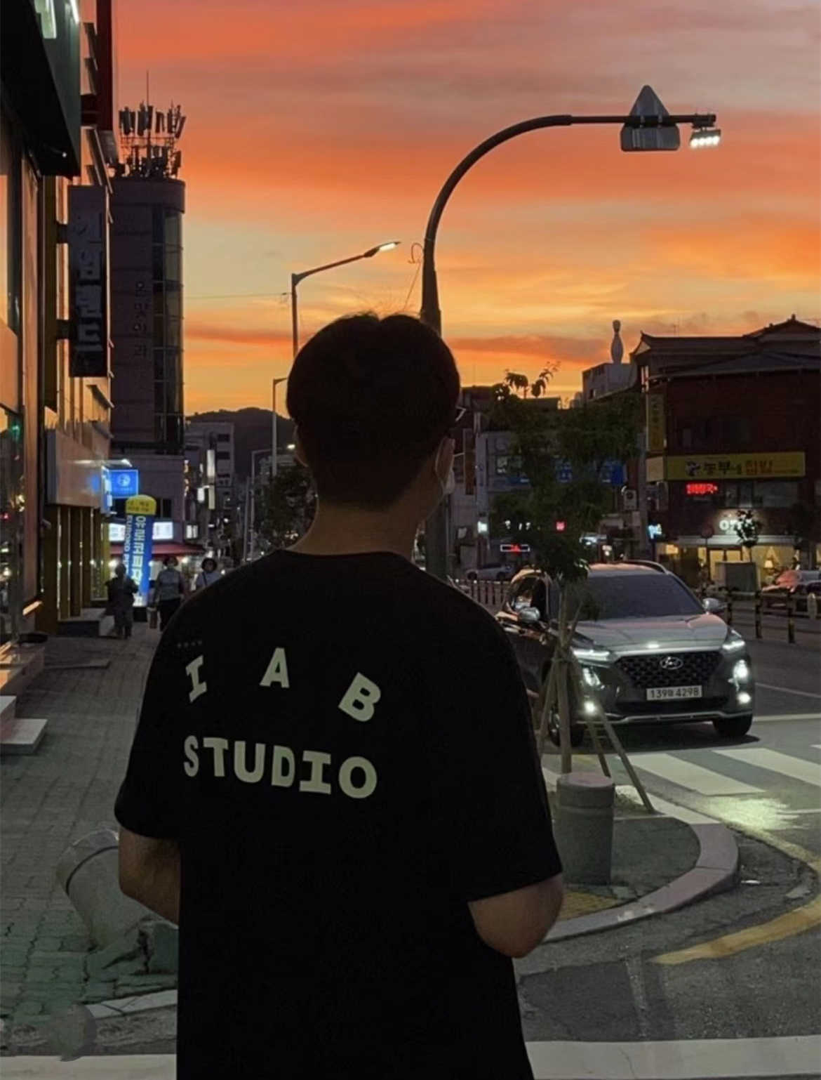 

IAB studio Unisex T-shirt Korea sports casual loose oversize short sleeve, Black