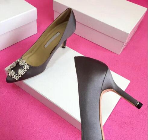 2022 designer de haute qualité parti chaussures de mariage mariée dames sandales mode chaussures habillées de luxe sexy pointu talons hauts paill