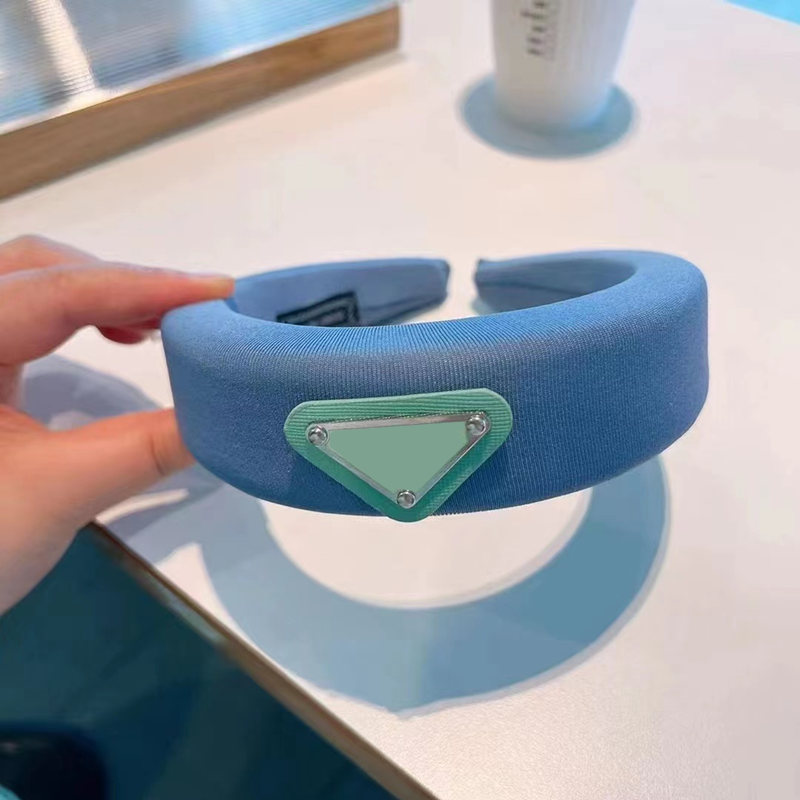 

Top quality Retro Designer Sponge Headbands Hair bands For Women Girl Elastic P-letter Headband Outdoor Sports Fitness Headband Head Wrap jewelry gift