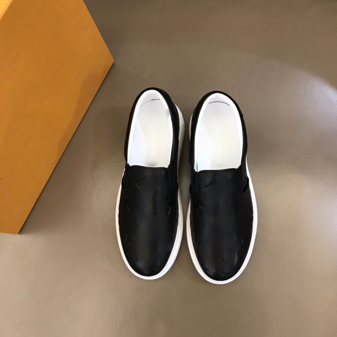 

2022 fashion men designer shoes leather letter carved outdoor Luxury Mens sneakers trainers shoe with original box, Green