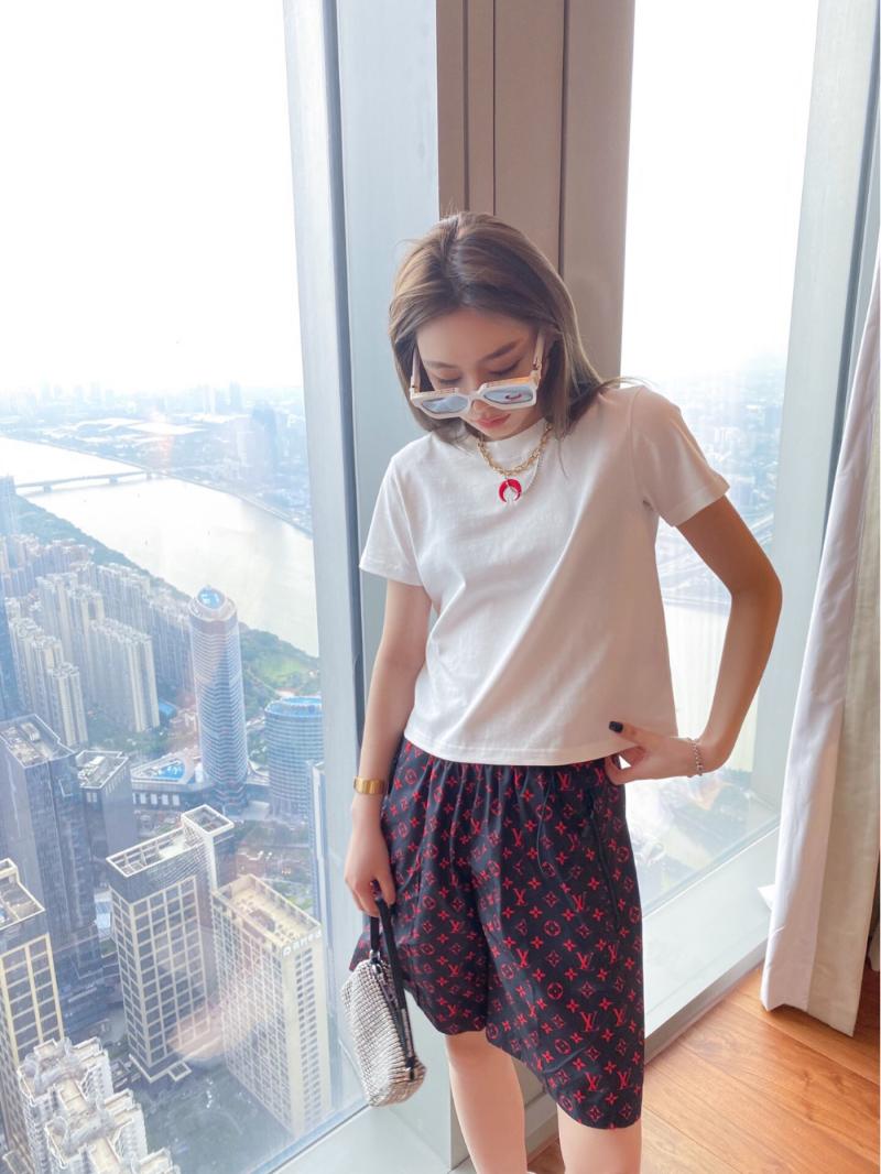 

Women' T-Shirt Customized Summer Products Moon Embroidered Slim Short Round Neck Sleeve Top Women, Khaki