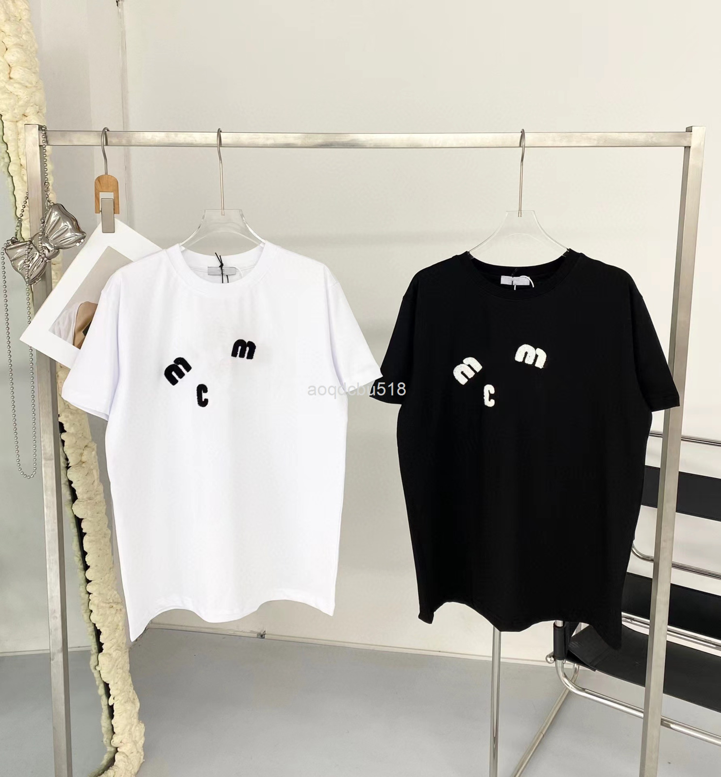 Women's T-Shirt Miu correct version 22 spring and summer color contrast towel embroidered letters leisure simple double yarn cotton couple s-image-758004717