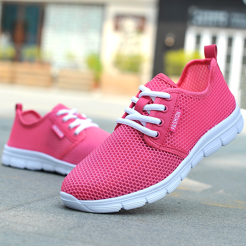 

2022 Classic Comfortable Running Shoes for Mens Breathable Men's Athletic Shoes Jogging Shoe High Quality Lightweight Fashion Black white F66012, Bubble package bag