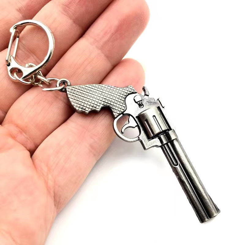 

6cm creative keychain men and women peripheral games mini model toy gun alloy keyring wholesale