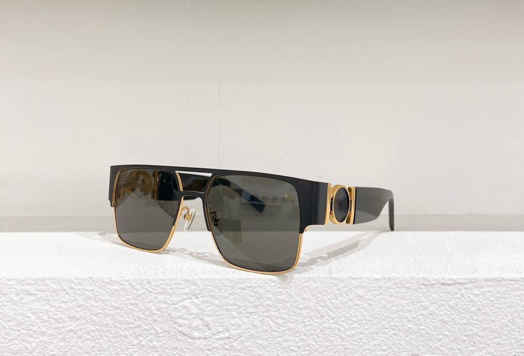 Sunglasses Men and Women Summer Style 4671 Anti-Ultraviolet Retro Plate Full frame Eyeglasses Random Box