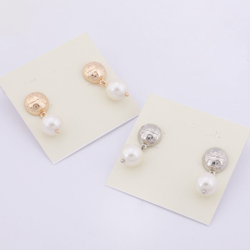 

Pear Charm Ear Stud Gold Plated Earrings Pearl Silver/Gold color