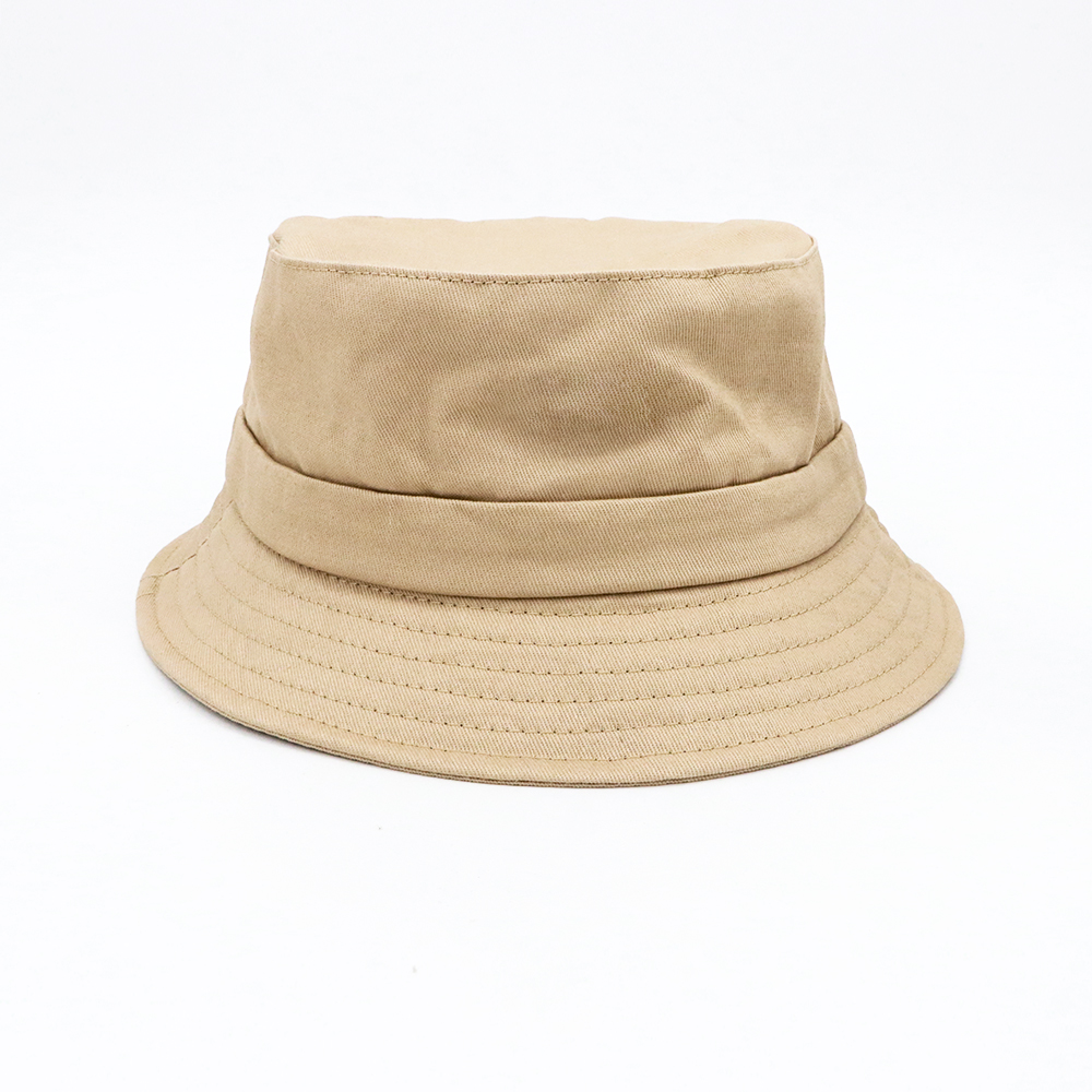 

Luxury designer bucket hats summer bob cap solid color hat metal letter logo, White