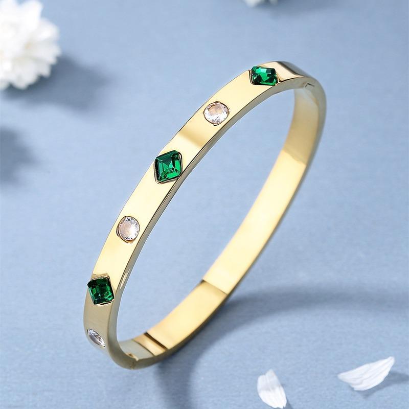 

Bangle Stainless Steel Bracelet Women Inlaid Emerald Titanium 18k Gold Fashion Simple JewelryBangle
