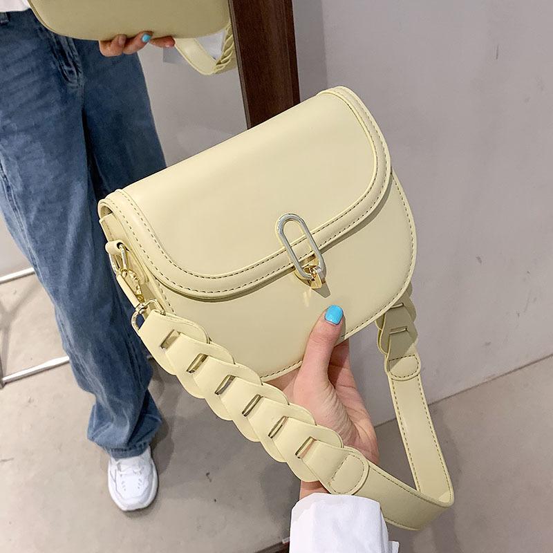 

Evening Bags 2022 Web Celebrity Female Bag Fashion Texture Westernizing Cross-body Contracted Armpit Saddle, Black