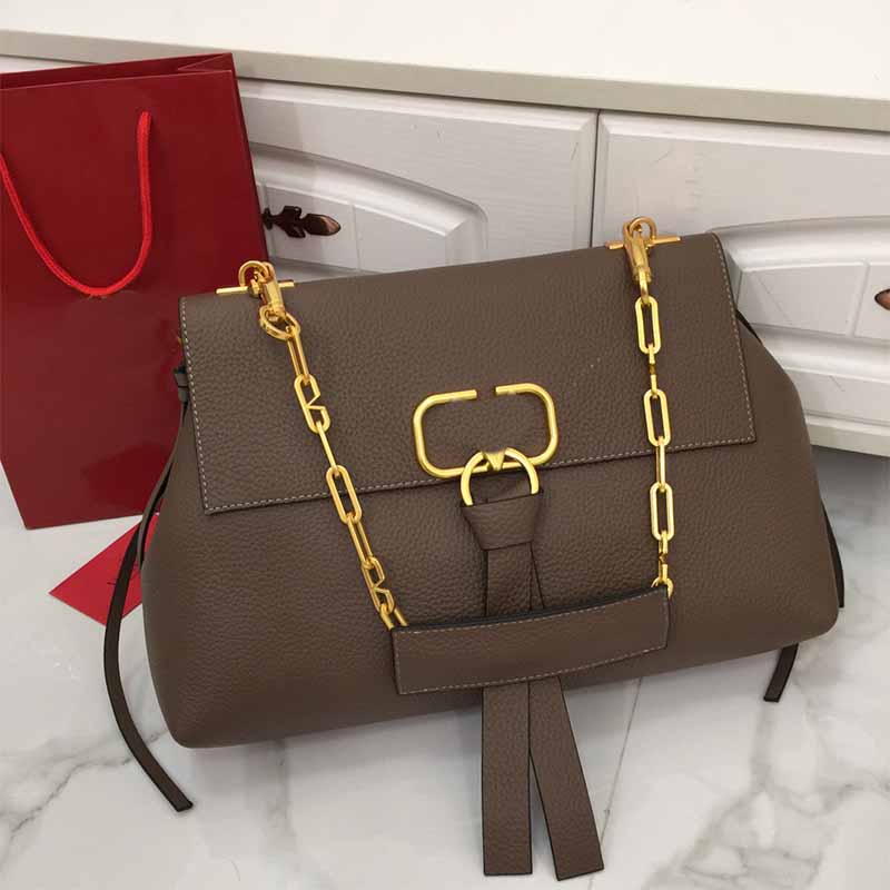 

Chain messenger bags leather Luxury designer bag with signature handbag vintage hardware lettering tote bag buckle closure women's large capacity wallet 35.29.8cm, Red
