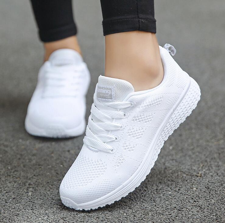 

Basketball Shoes Sneaker Round Head Mesh Women Flat Breathable Trainer Walking Platform Buttom Casual Sneaker Lace Up, Bred
