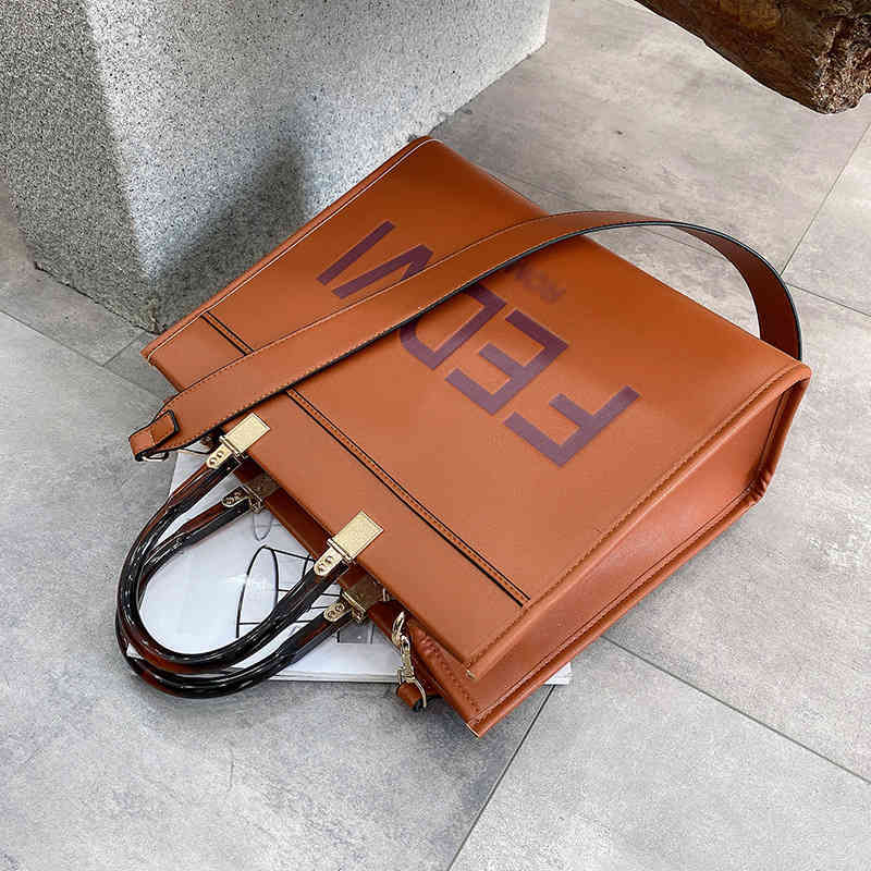 Sac à la mode Sac à main d'automne et d'hiver de grande capacité de haute qualité