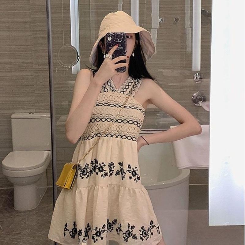 

Casual Dresses DD2582