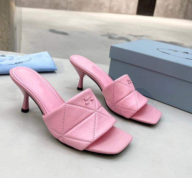 

2022 New summer line Slippers sandals Leather luster and toughness Comfortable walking Fabric first layer cow leather flat med more color, Red