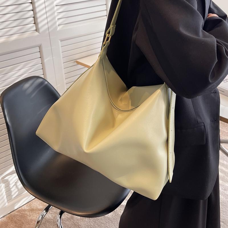 

Evening Bags Luxury Pu Leather Shoulder For Women Designer Hobos Handbag Solid Color Crossbody Bag Large Capacity Lady Messenger BagEvening, Black
