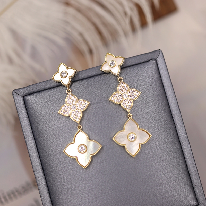 

NPKDS New Korean Fashion Earring stud Four-leaf Clover Zircon Earrings Long Tassel Temperament Ladies Earrings Jewelry