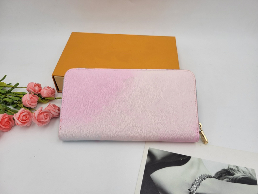 

designer WALLET Spring in the City ZIPPY on the go leather Classic printing, Pink