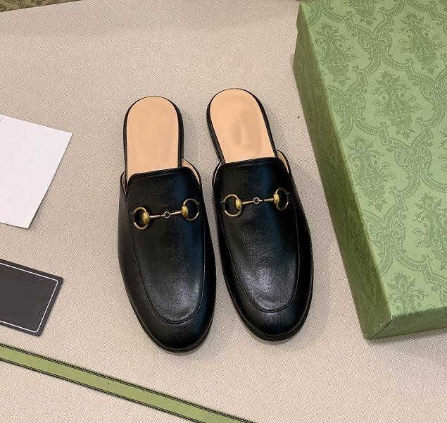 

2021 designer dress shoes genuine leather slippers cowhide horse buckle classic style fashion versatile brand 888