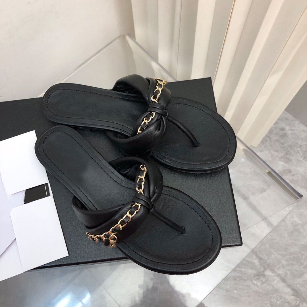 

Designer Lambskin Purple Sandals Women Flat Low Heel Flip-Flops Metal Chain Matching Vacation Beach Slippers Fashion Bow Black White Mule, Color 3