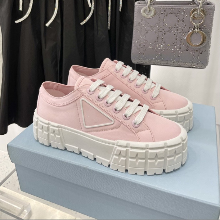 

Top quality Double Wheel Sneakers For Woman Casual Shoes Chunky Sole with Tire-Tread Trainer Rubber Triangle Logo Sneaker Triple Black White Platform Shoes, Blue