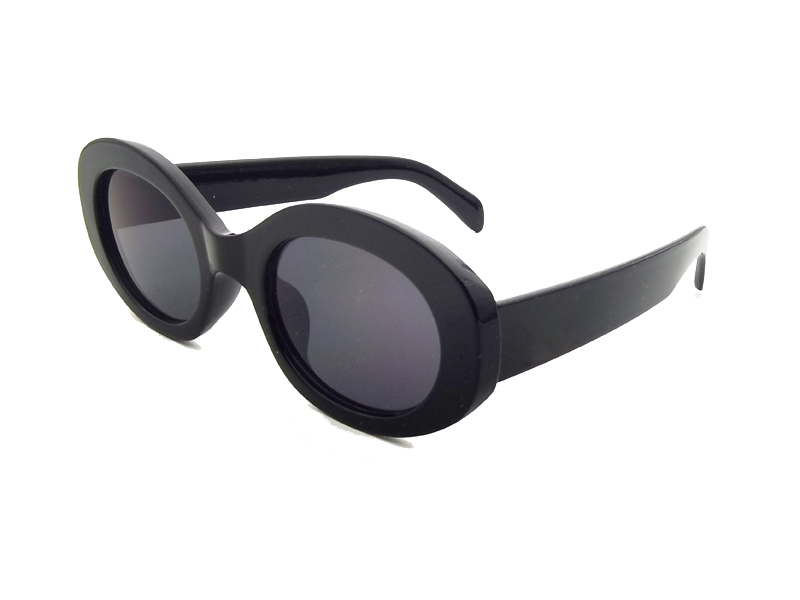 

Designer brand Retro Sunglasses Men Women Oval Big Frame Casual Fashion Style UV Protection Glasses Suitable for Travel, Driving, Beach. With box.