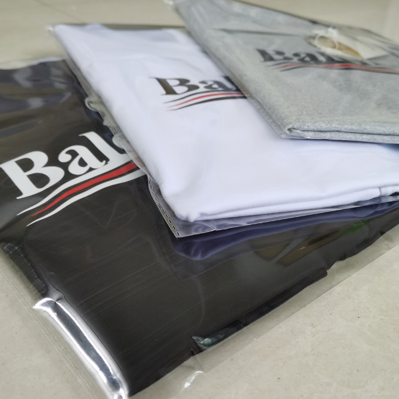 

22ss France Mens T Shirt Paris Summer Brand Luxury Designer Factory Footwea Shrink Pilling Baroque Retro Letter Fashion Active Fossil Casual Christian Black Tees, Standard scale table