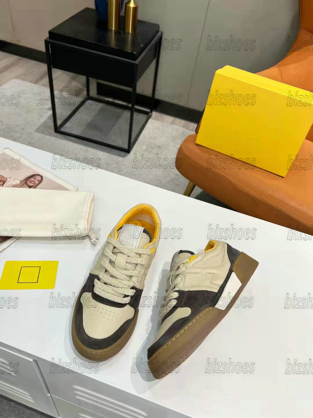 

Match Compact Design shoe Suede Mixed Leather Low-Top Sneakers Women's Lace Up sneaker Rubber sole Men Beige sneakers mens embossed letter casual shoes, 01