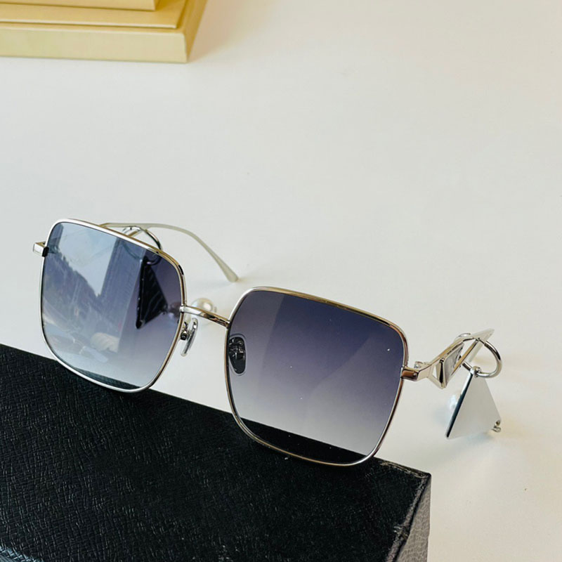 Woman Glasses triangle logo Sunglasses SPR30 Anti- Blue Light radiation Glass crystal Fashion Party eyeglasses High Quality Square metal frame gl
