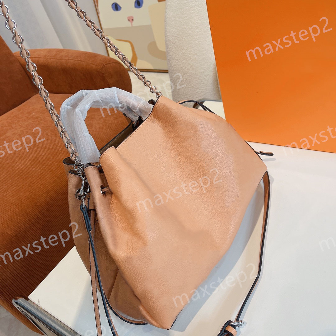 

Bella Tote 22SS Mahina Drawstring Bag Perforated Calf Leather Handbag Women Luxury Designer Organized Handle Bucket Bag Large Capacity Jewel-like Chain