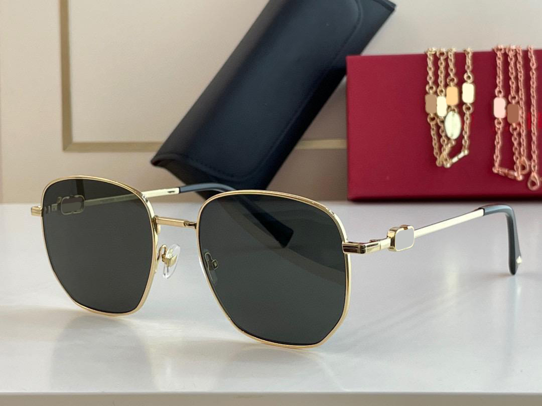 

Sunglasses Summer Unisex 2042 Style Anti-Ultraviolet Retro Plate Full Frame Eyeglasses Random Box