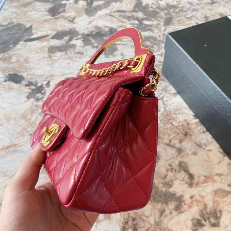 

Designer bag Small Xiangling Lattice Clamshell Bag Soft Handle Wrist with Long Shoulder Strap Women's Msenger a Set of Gift Box, Red