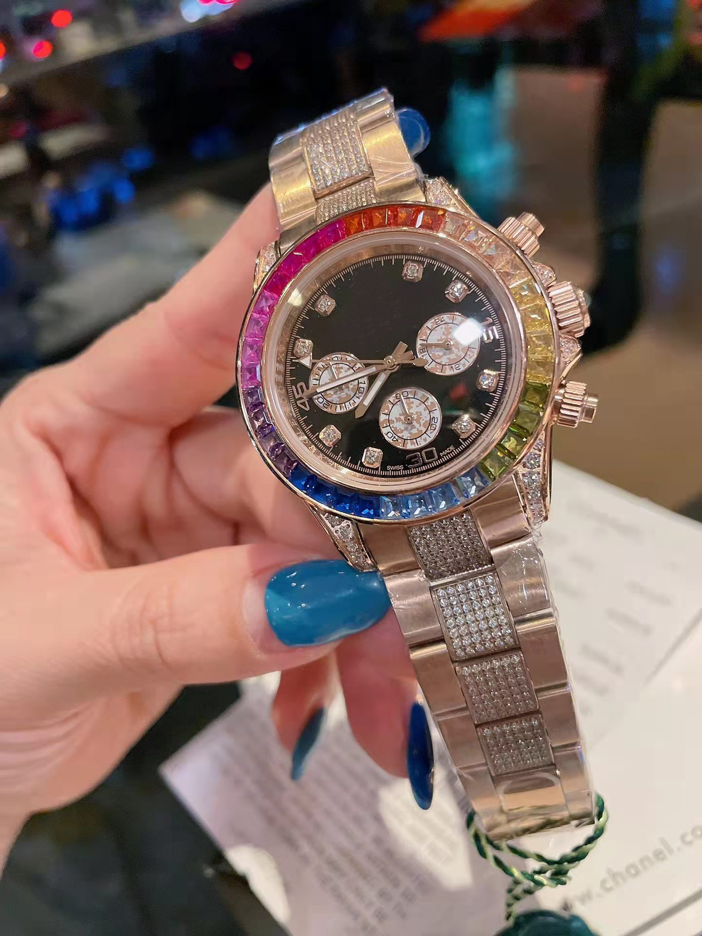 

New Hot Diamond Luxury Watch Swiss Quartz Movement 18K Rose Gold Wristwatch Rainbow diamond bezel Sapphire Crystal Date and Day Display Diving Watches