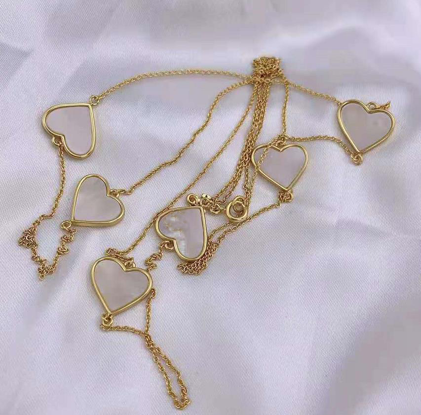 

Top Quality Necklace Natural Shell Many Hearts Real 18K Gold Plated Brand New Letter Long Pendant Necklaces