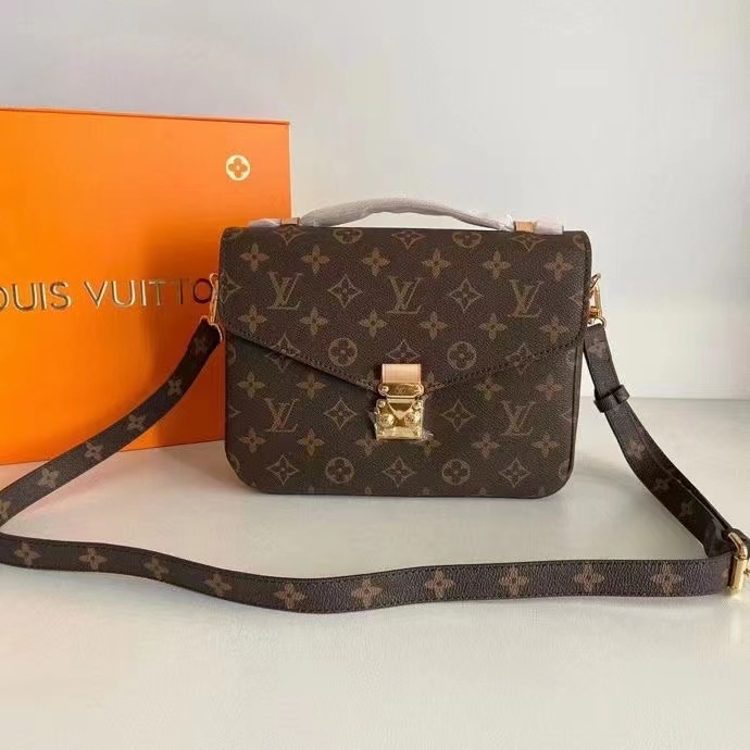 

Top Classic LV Patterns Men Women cases Luxury Designer Crossbody Bags High Quality purse Wholesale Price Genuine Leather Louis Vuitton bag Shoulder Flap Handbag, #18 16*7.5*10cm