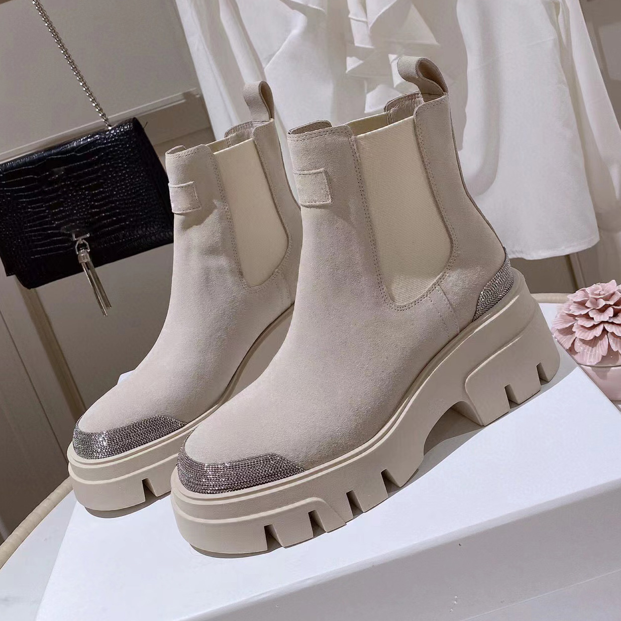 

New products Beige calfskin Ankle Chelsea boots platform leather luxury designer slip on shoes Flat Side tightness 65mm low heel casual booties women, Gifts are not sold separately