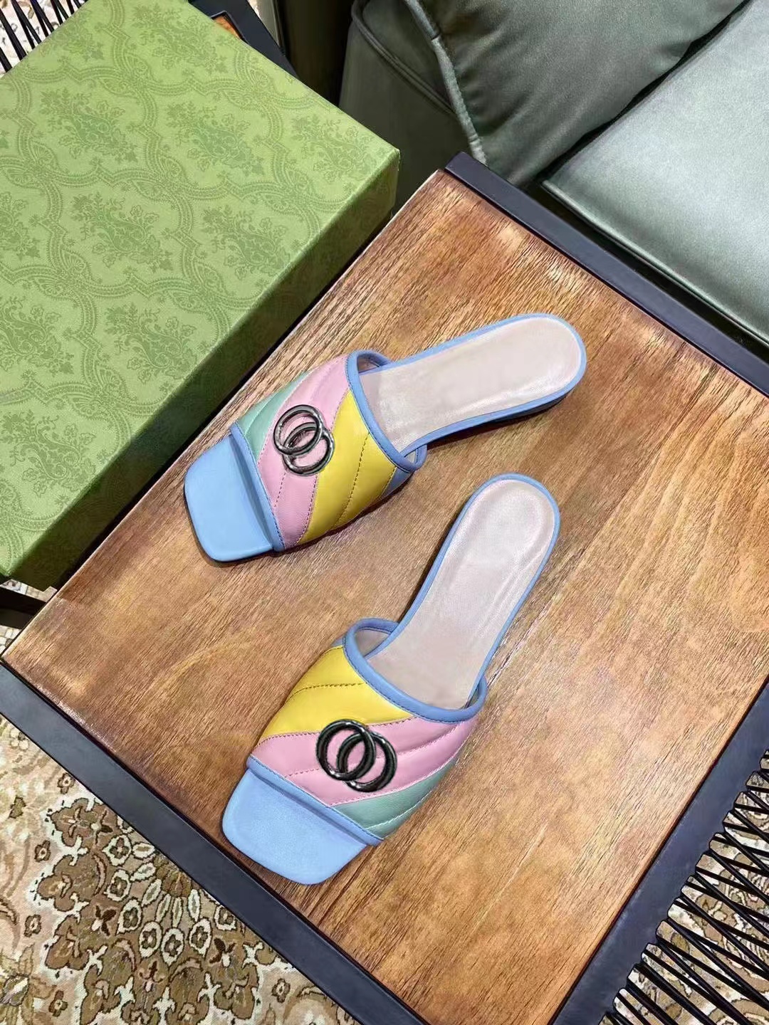 

Slide Designer Womens G Sandals Mens Slippers Flip Flops Luxury Flat Thick Bottom Embroidery Printed Jelly Rubber Leather Women Dress Shoes High Heel Hot Boots 35-42