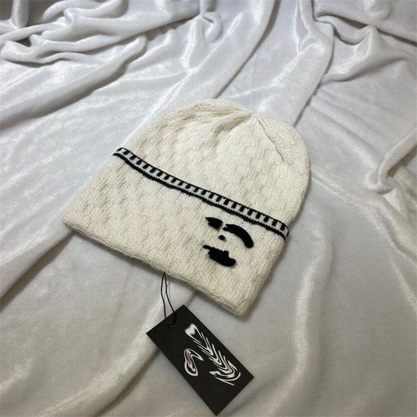 

2022 Classic Designer winter hats Fashion high quality beanie unisex knitted hat classical sports skull capsfor women and men 6688126