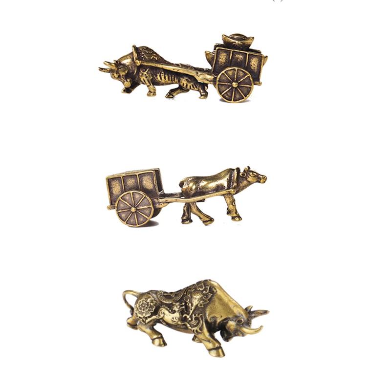 Décorations d'intérieur Vintage Ornement Taureau Pull Véhicule Figurines Cuivre Chinois Folk Feng Shui Artisanat Accueil Accessoires Apporter Bon