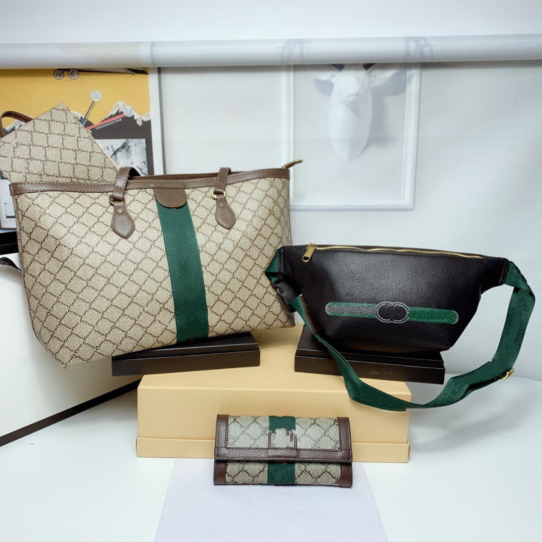 

Offer Classic Shoulder Bag Designer Waist Bag Wallet Luxury 3-in-1 Promotion Moment Fashion Combination One Place Crossbody XB40012, Box cost to buy no bag