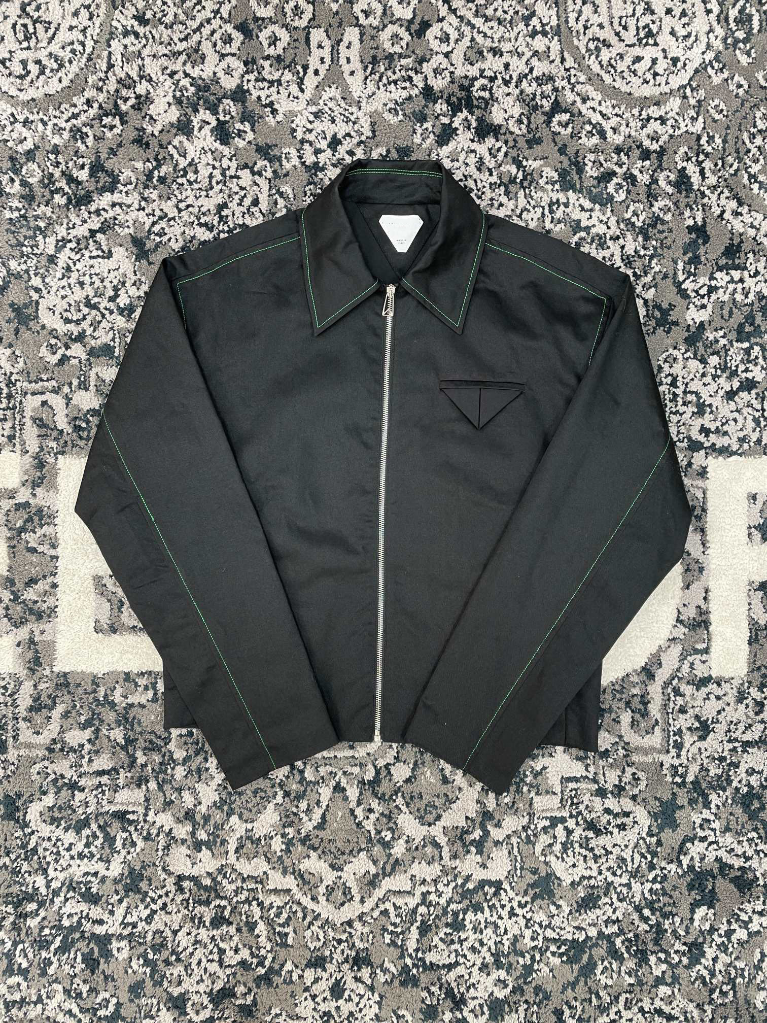 

2022 earlier spring casual black men and women wind jackets