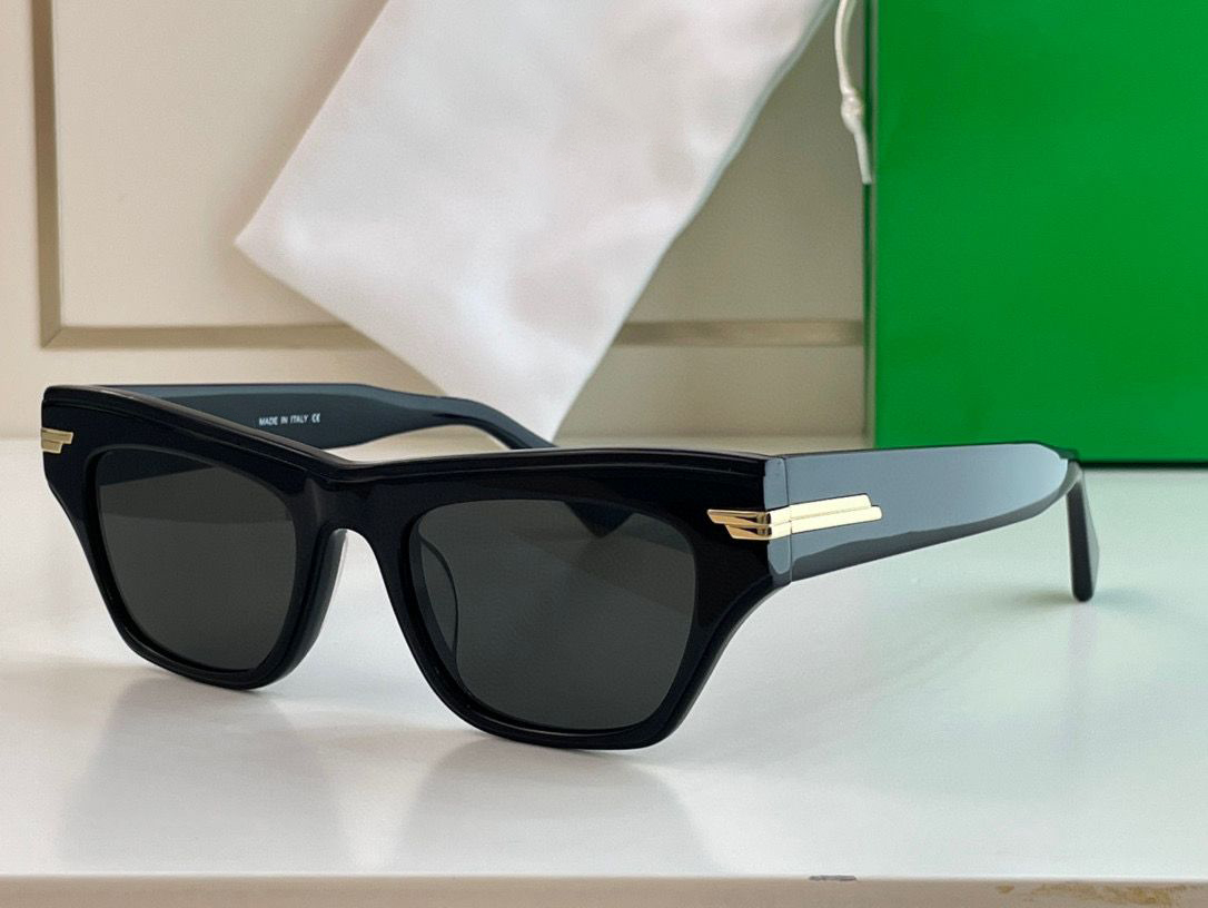 

Womens Sunglasses For Women Men Sun Glasses Mens 1122S Fashion Style Protects Eyes UV400 Lens Top Quality With Box And Case