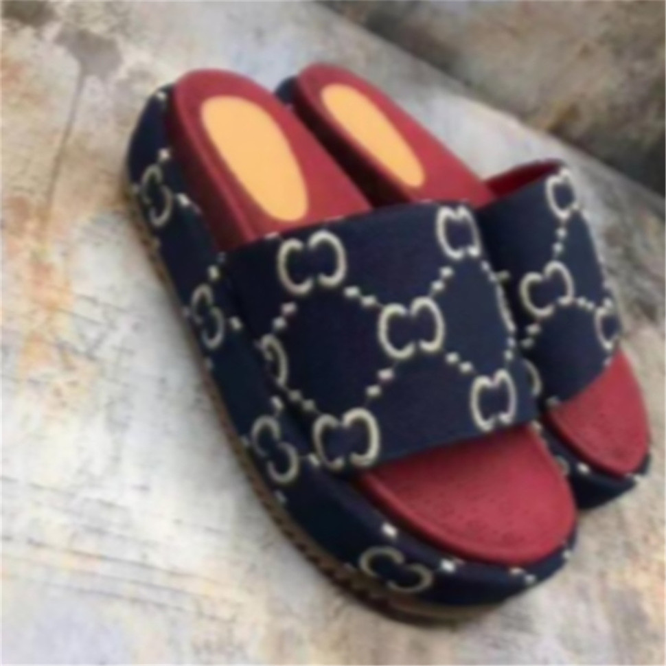 

2022 Designer Embroidered Platform slipper Sandals Fashion Summer Canvas Women Slides Platforms Slider Beach Flip Flops 35-44, Slippers