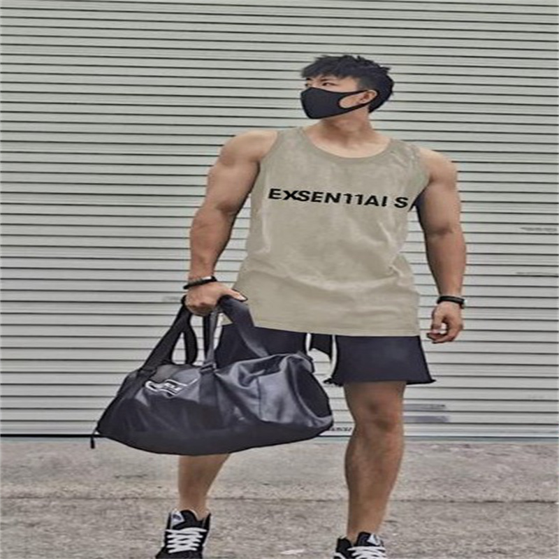 2022 MENSE T-shirt Designer pour hommes chemises décontractées Street Femme Chéch Crew Nou à manches courtes T-T-T-T-Color Man Tshirt Top Quality
