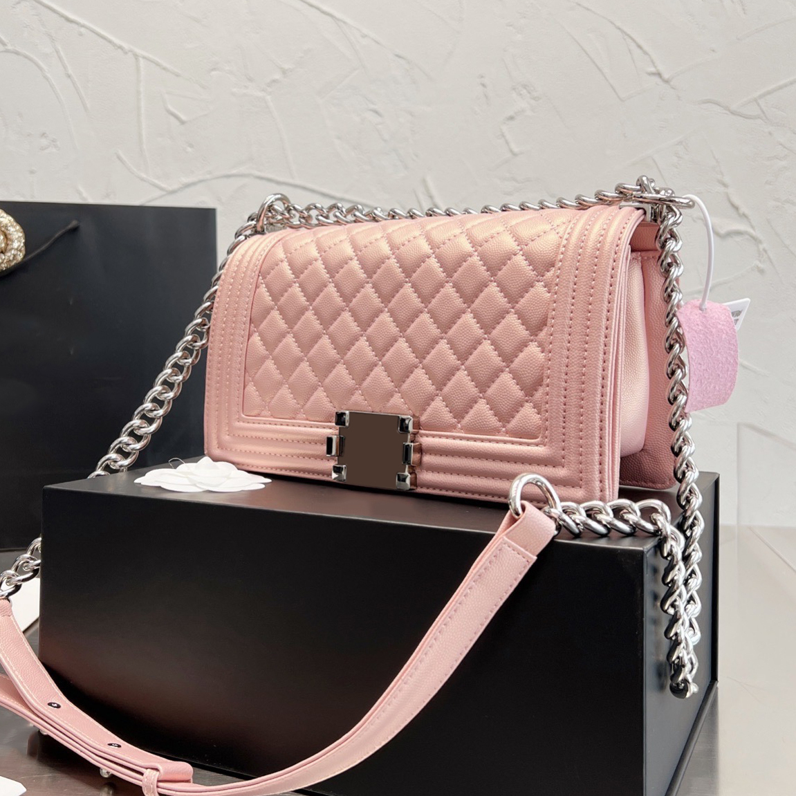 

25CM Pearl Caviar Boys Bag 2022 French Designer Classic Calfskin Leather Quilted Check Silver Metal Hardware Chain One Shoulder Crossbody La, Box